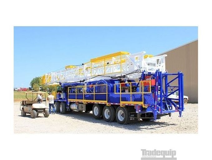 Mobile 450 HP workover rig truck